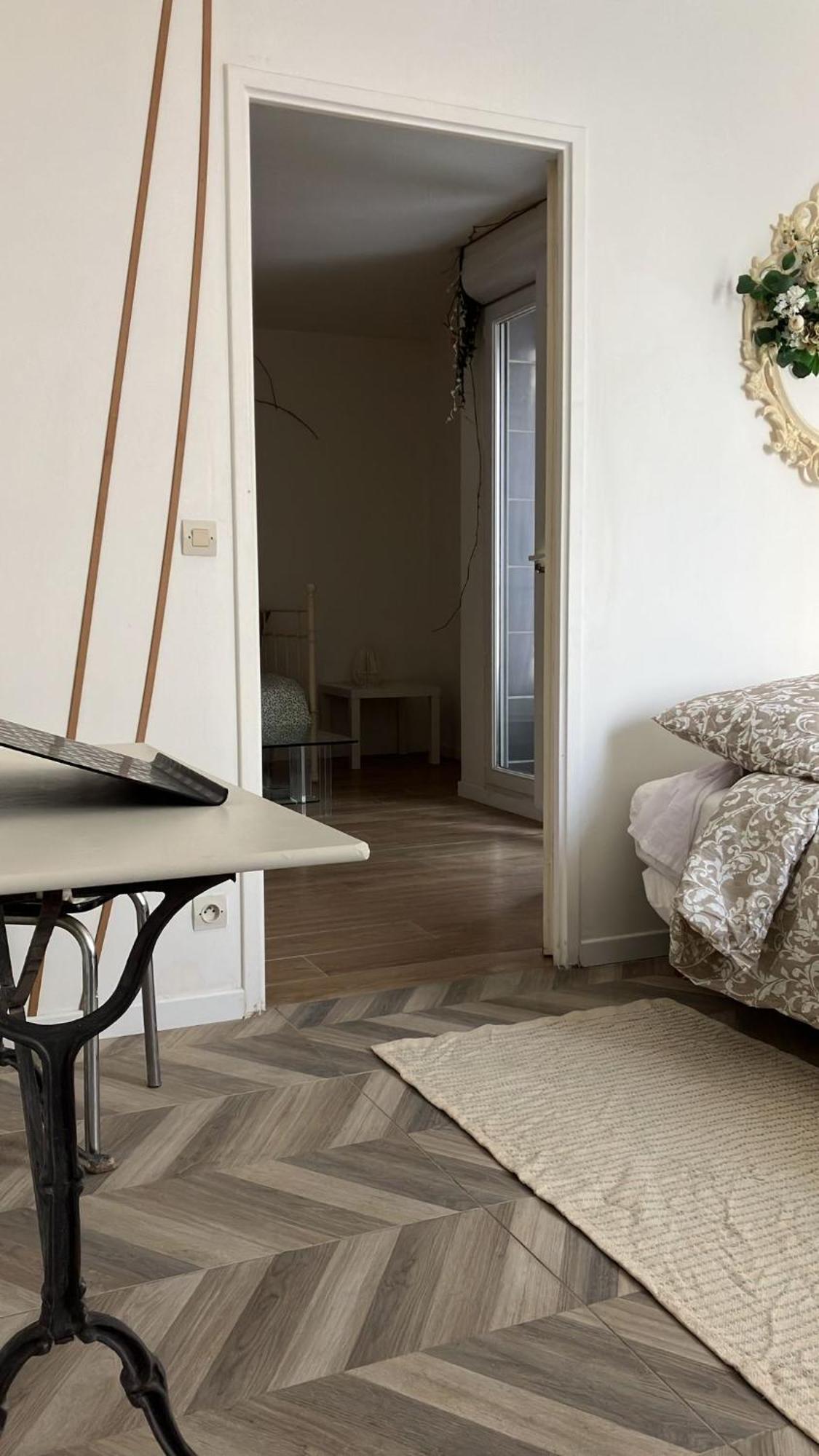 סן-דני Appartement Sur Et Garage Au Stade De France A 2 Mn De Paris, 20 De Roissy Cdg Et 30 De La Defense Animaux Bienvenus מראה חיצוני תמונה