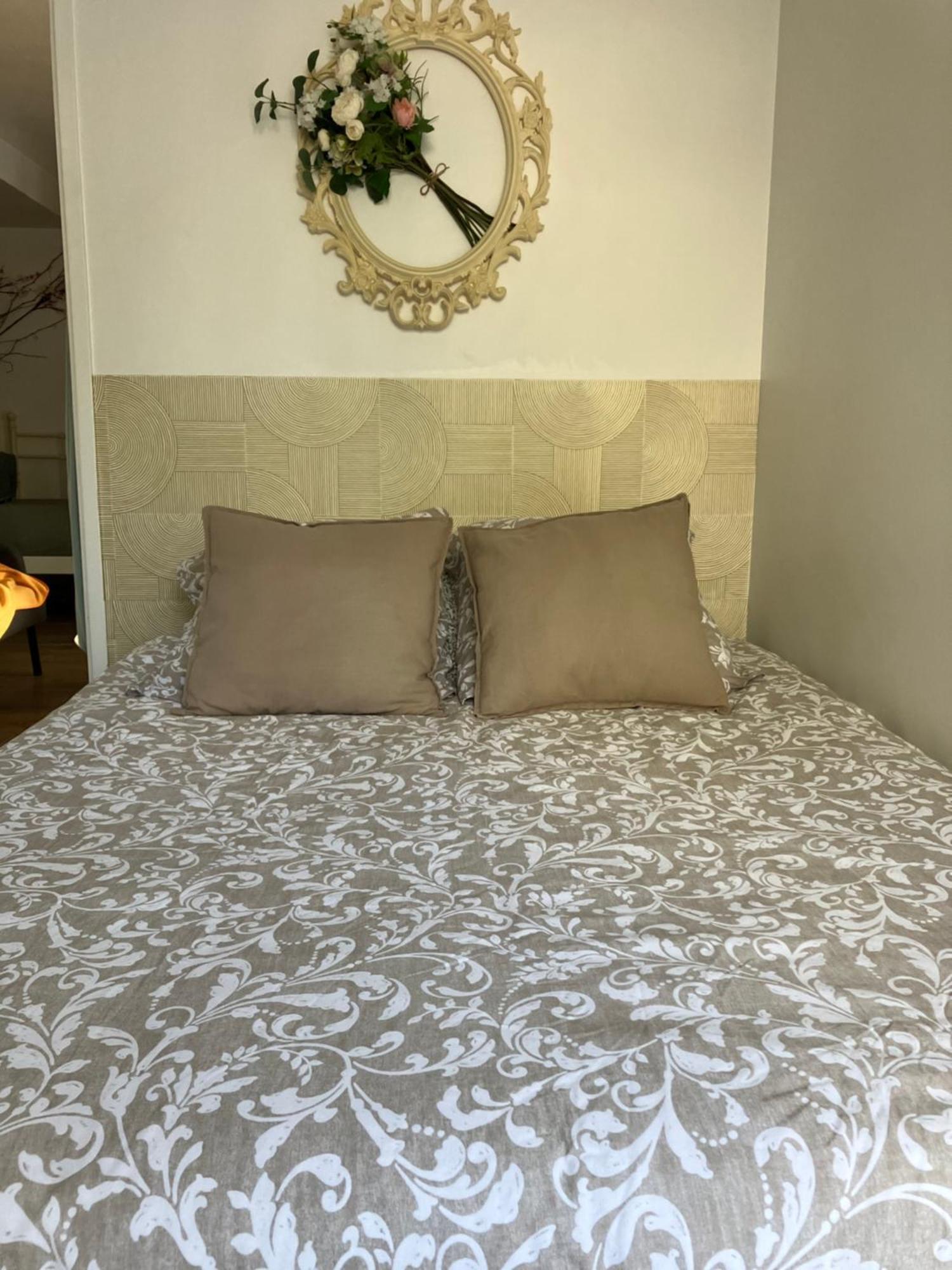 סן-דני Appartement Sur Et Garage Au Stade De France A 2 Mn De Paris, 20 De Roissy Cdg Et 30 De La Defense Animaux Bienvenus מראה חיצוני תמונה