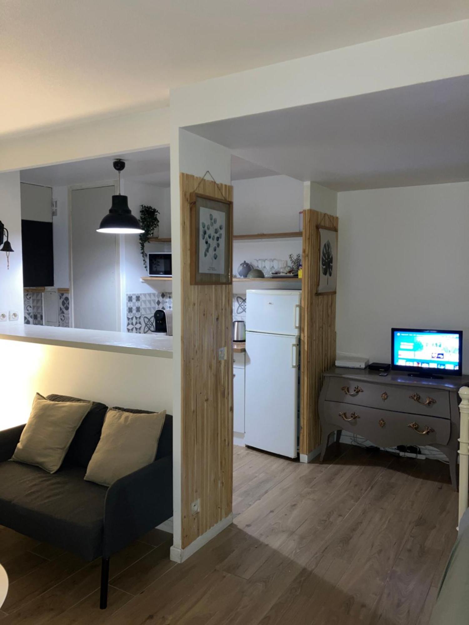 סן-דני Appartement Sur Et Garage Au Stade De France A 2 Mn De Paris, 20 De Roissy Cdg Et 30 De La Defense Animaux Bienvenus מראה חיצוני תמונה